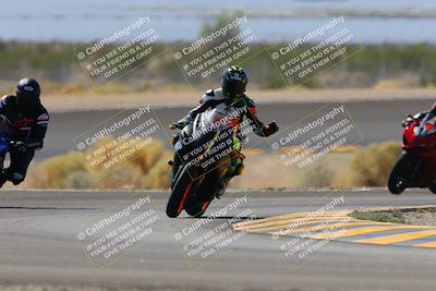 media/Oct-08-2022-SoCal Trackdays (Sat) [[1fc3beec89]]/Turn 14 (1050am)/